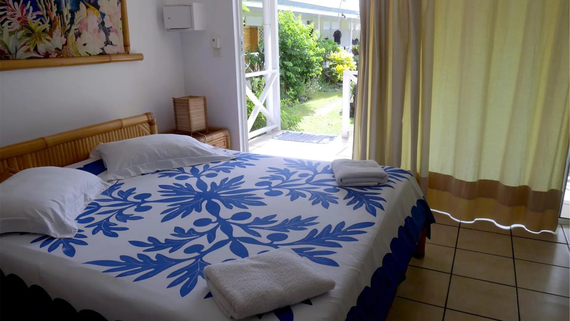 Pension De La Plage Villa Punaauia  Holiday home Punaauia (Tahiti)