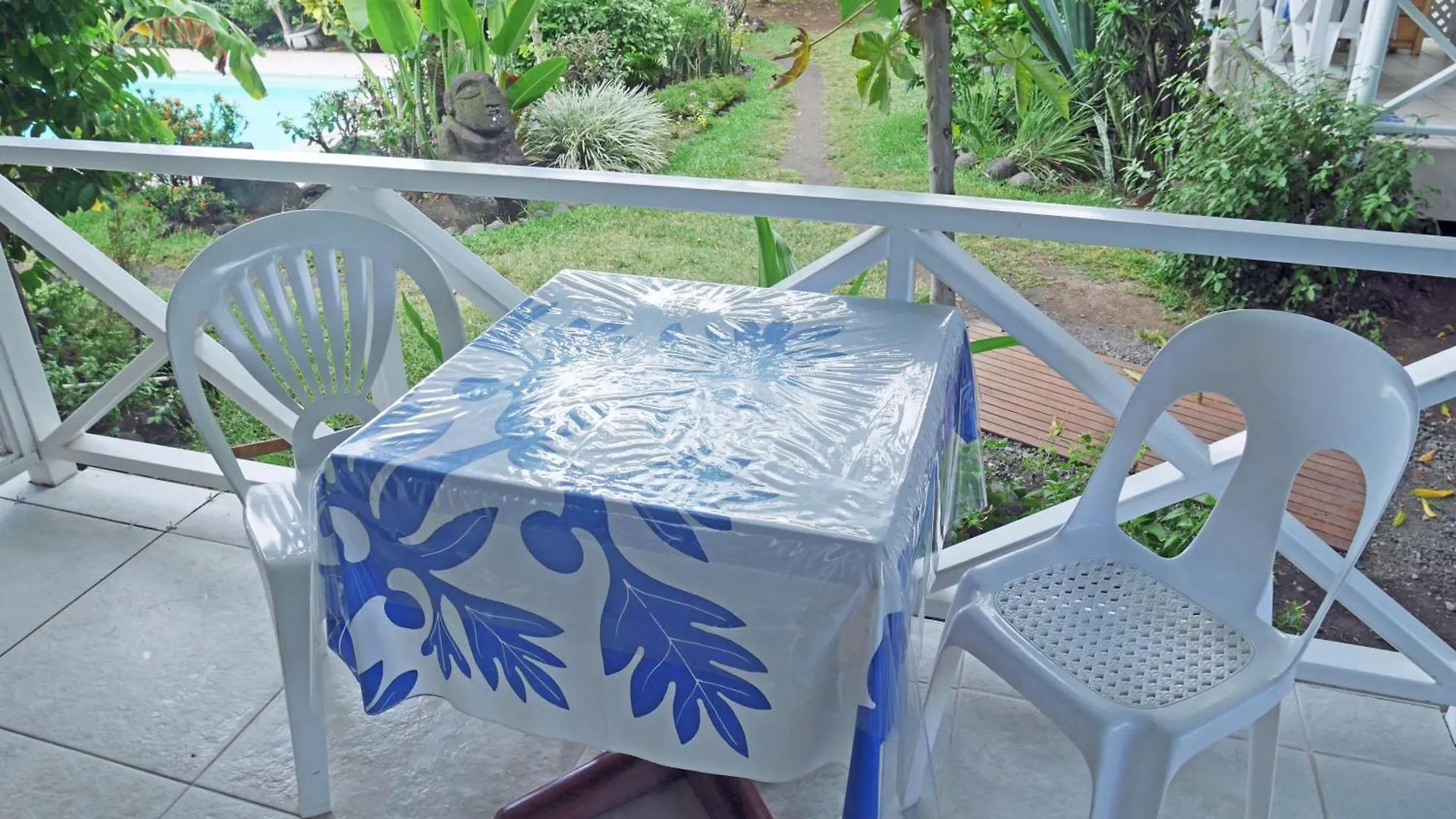 Pension De La Plage Punaauia  Holiday home