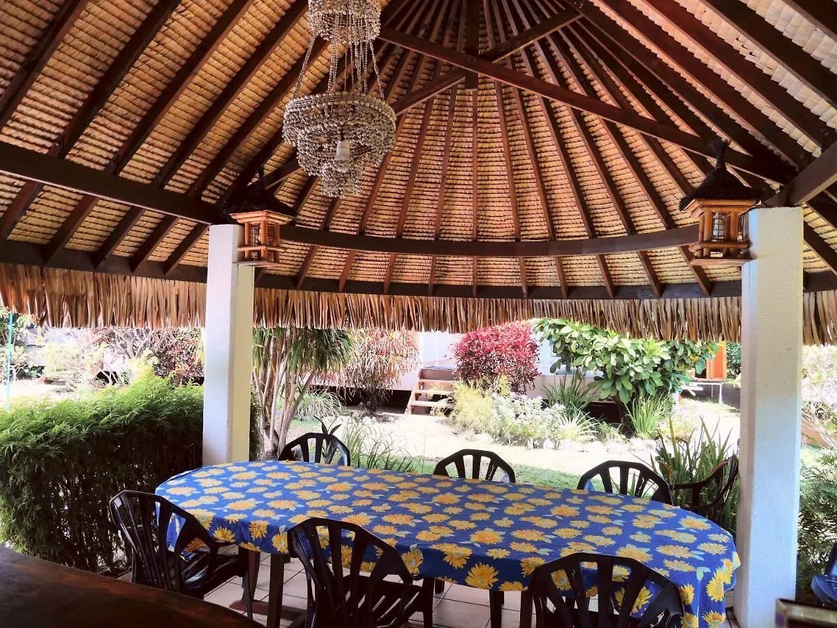 Ferienhaus Pension De La Plage Punaauia