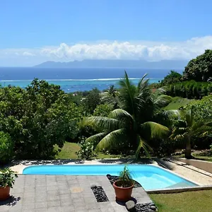 Taina Piscine Punaauia (Tahiti)